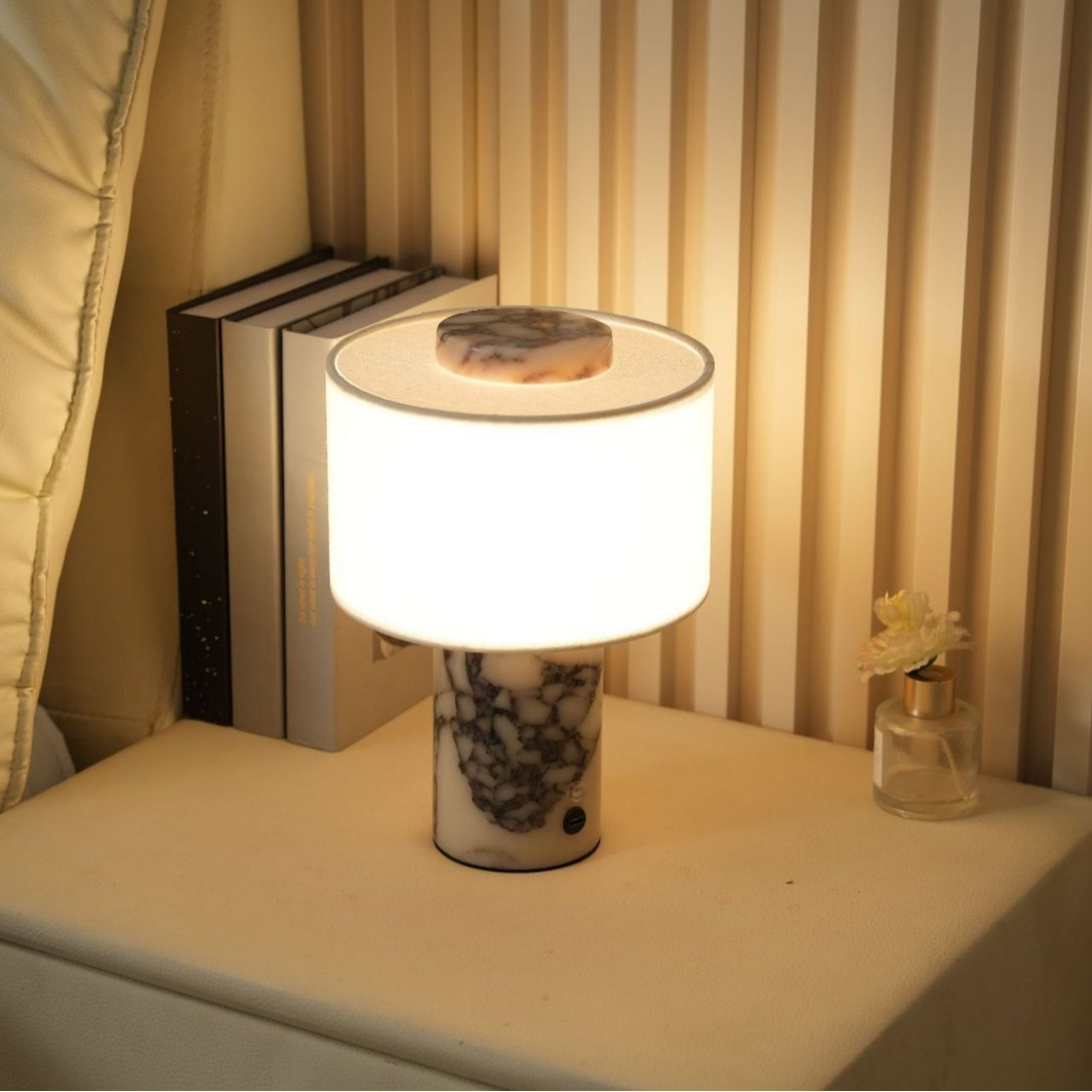 Marmurowa lampka nocna z funkc – Desk Lamp recenzja i cena